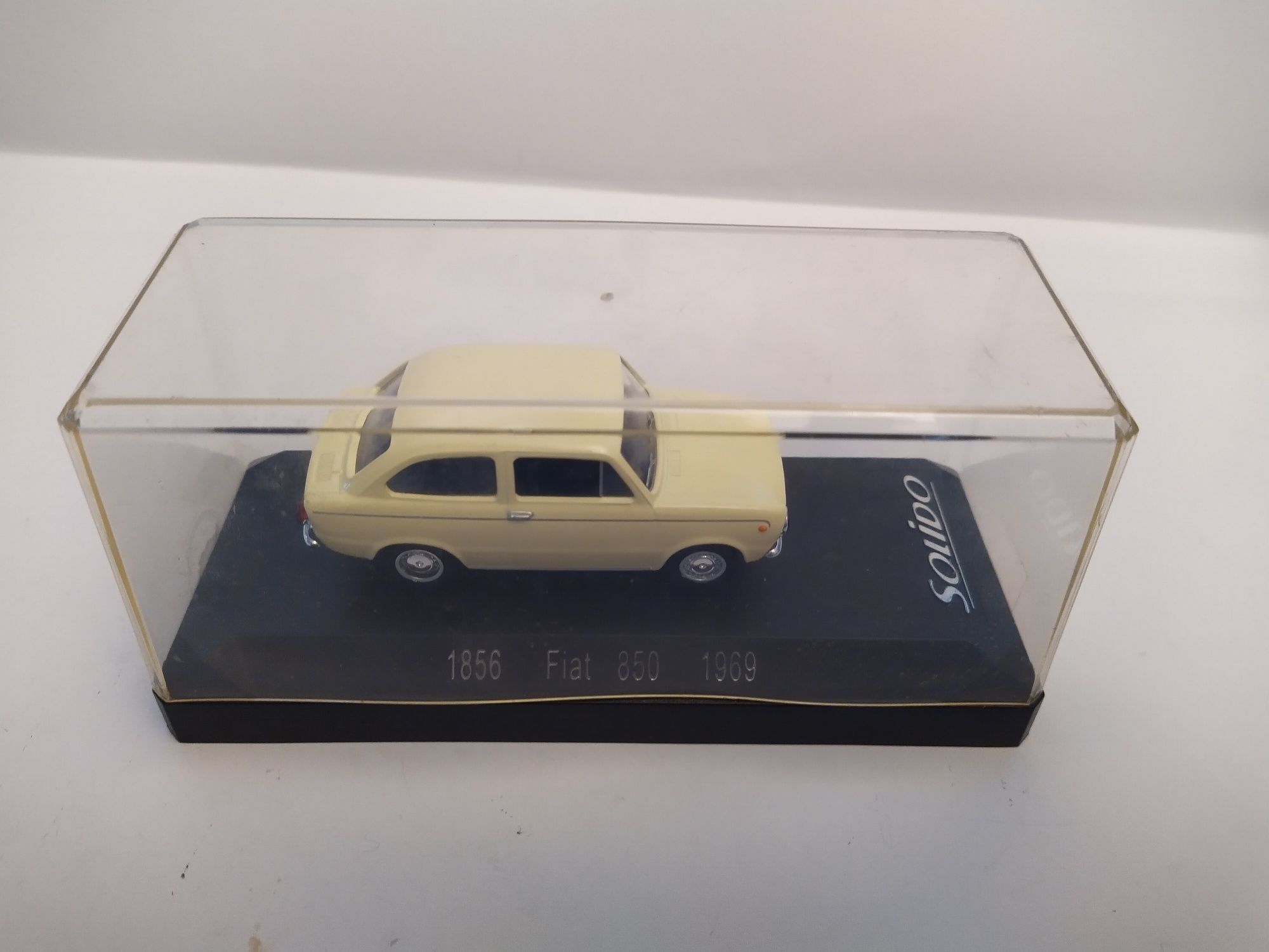 Fiat 850 Solido Skala 1:43