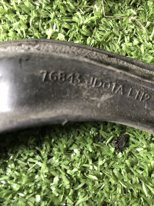 Молдінг криши  лівий правий qashqai j10 76842jd01a 76843jd01a