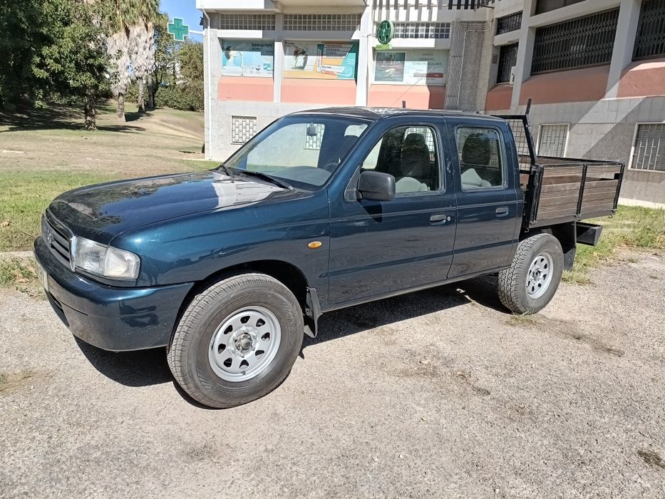Vendo Mazda b 2500 4x4 cabine dupla como nova recebo retoma