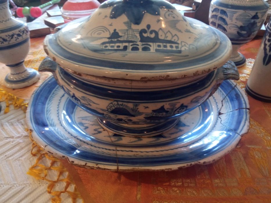 Lote de  Peças de Faiança antiga ( 7 peças )