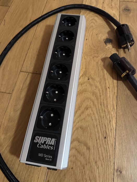 Listwa zasilająca Supra LoRad MKIII + przewód Supra LoRad 2.5