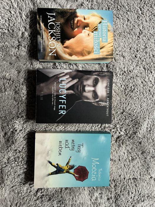 Zestaw 3 książek romans literatura piękna obca na wakacje