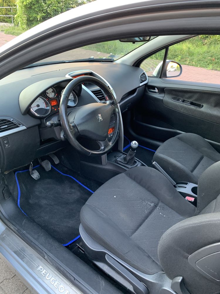 Peugeot 207 1.6hdi 2006r