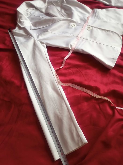 Biały damski żakiet elegancki marynarka z długim rękawem 34 XS