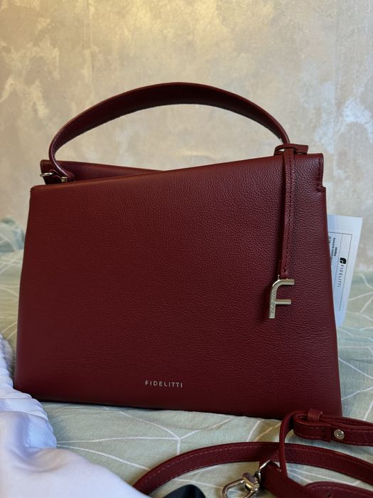 Червона шкіряна сумка Fidelitti нова натуральна шкіра