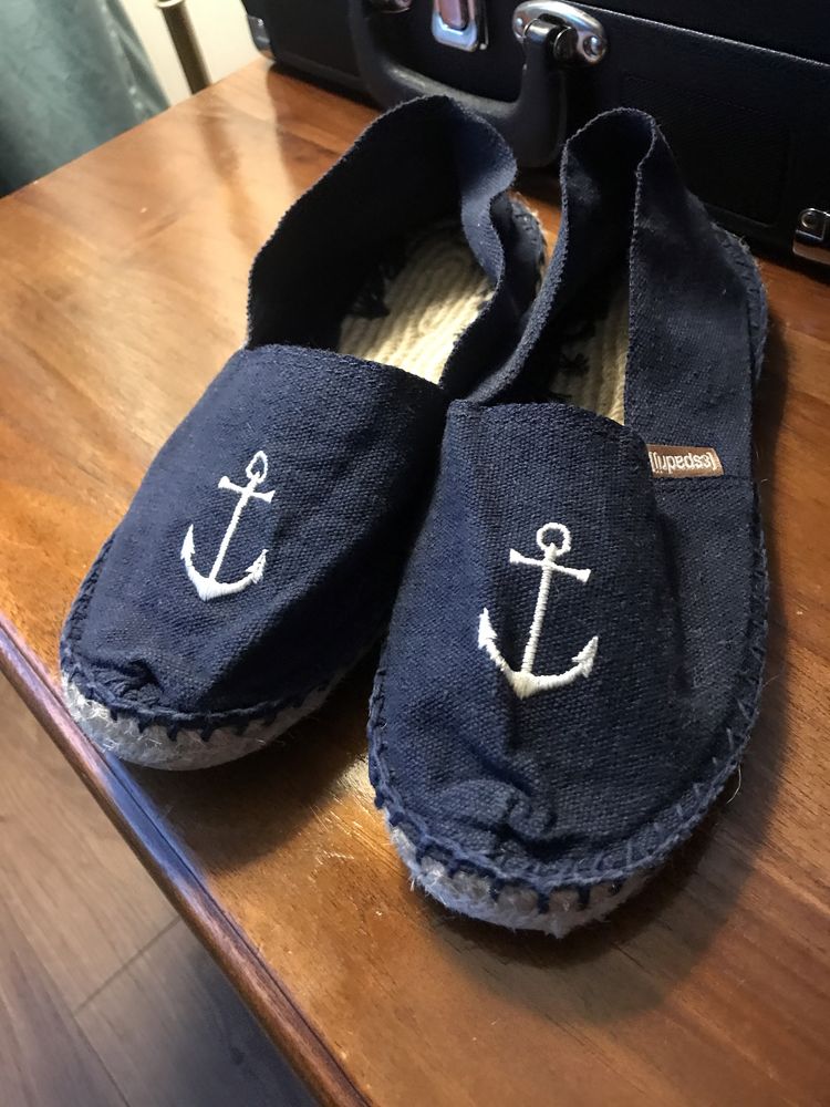 Granatowe espadryle oryginalne espadrijl w kotwice