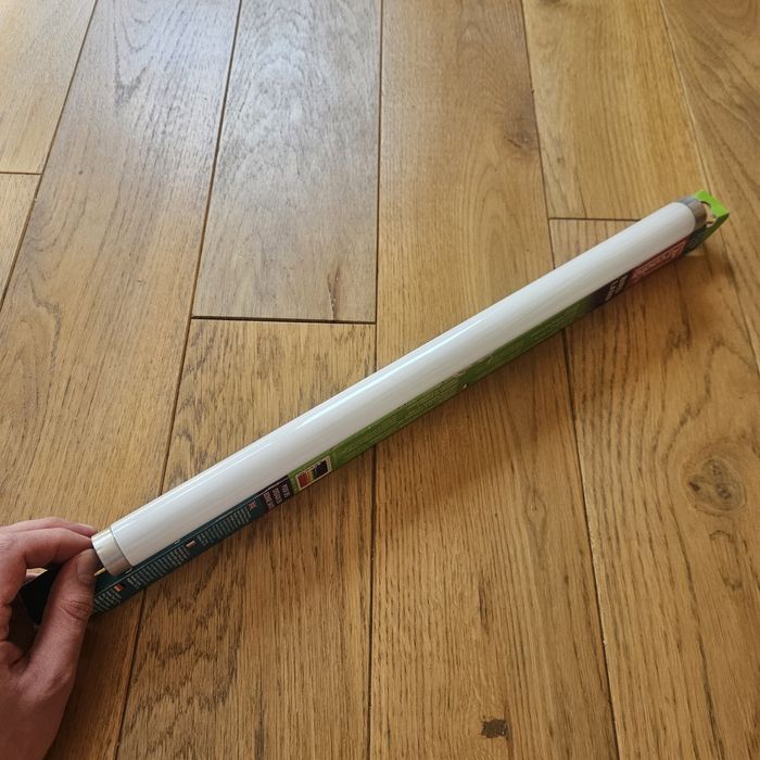 Nowa Świetlówka Żarówka dla ptaków UVB Arcadia 15 W 450 mm