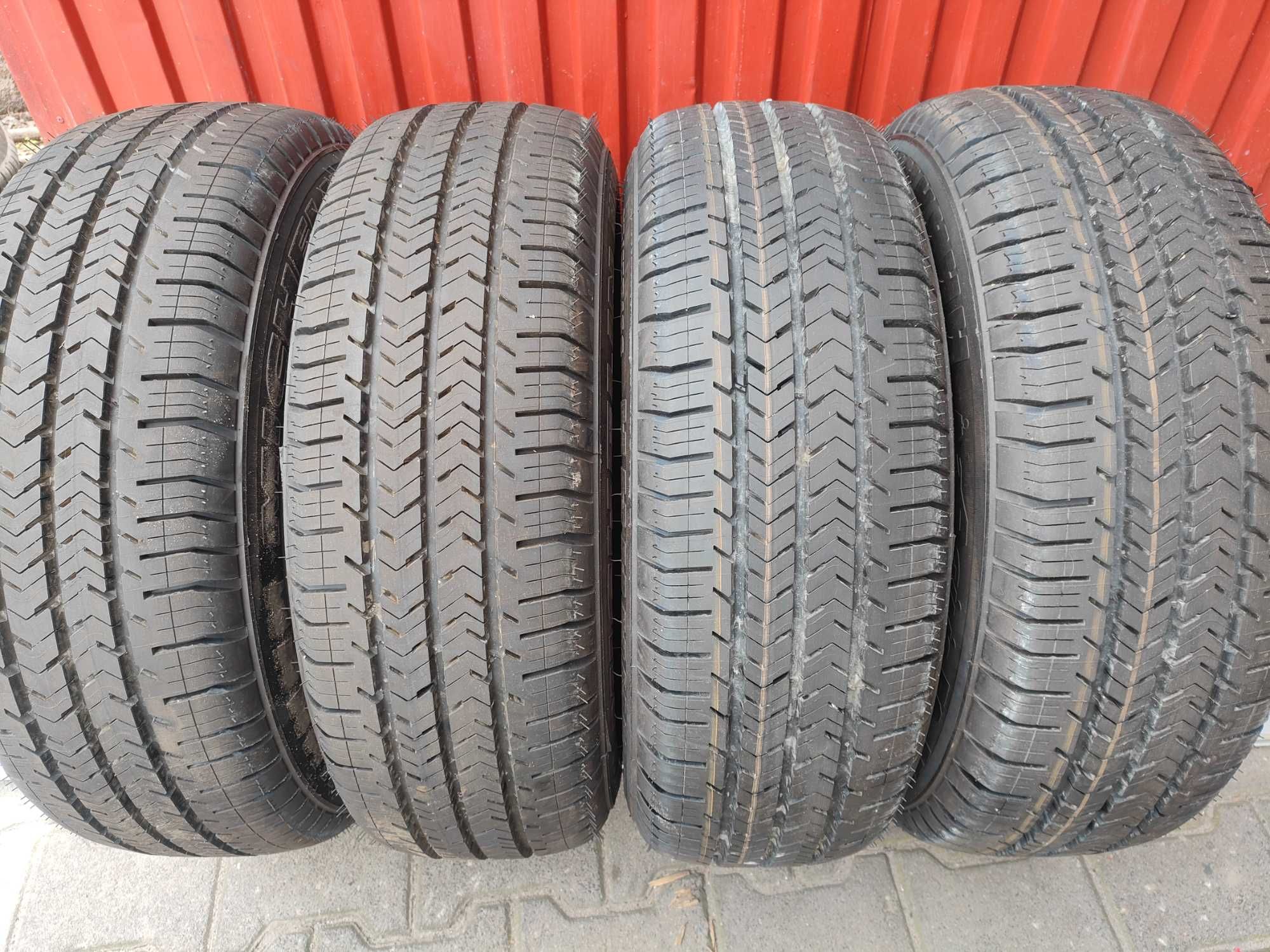 Michelin  Agilis 51 215/65/16 c kpl