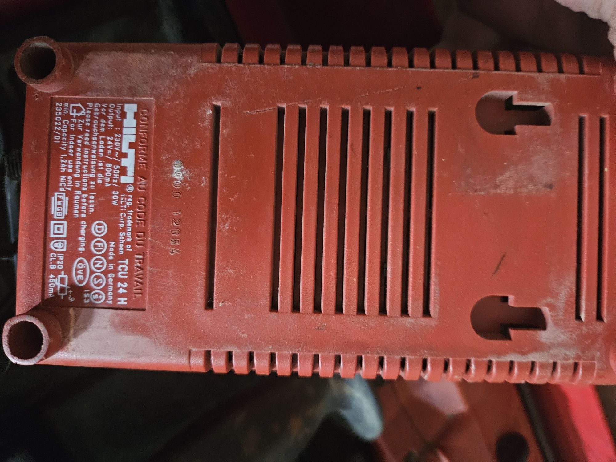 Перфератор hilti te5 a роботчий з німеччини
