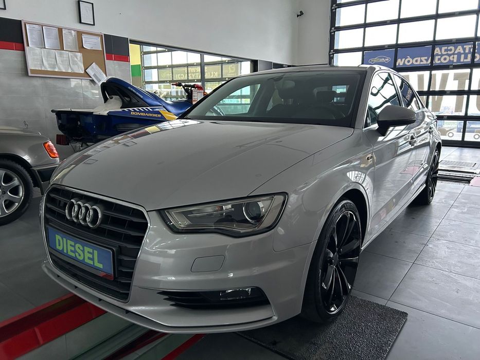 Audi A3 Limousine 1.6tdi 110km / Xenon+led / Navi / Serwis