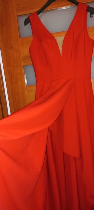 Przepiękna czerwona suknia
