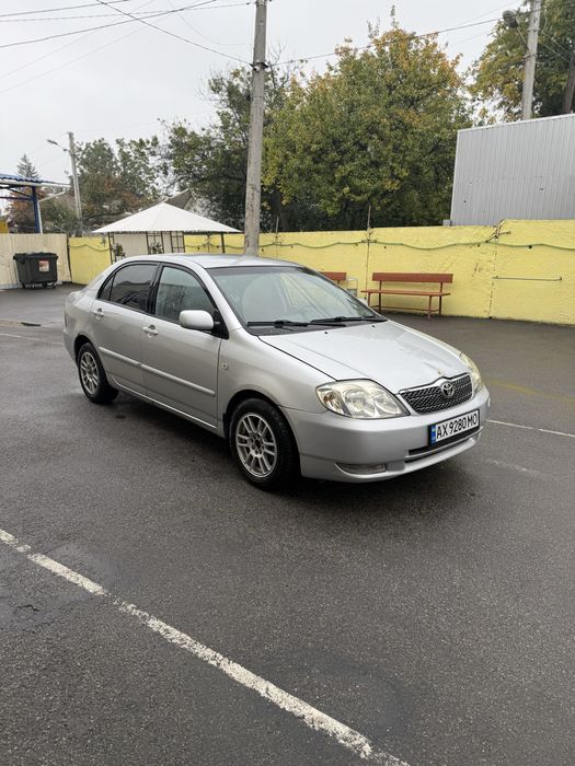 Toyota Corolla 2002 года!