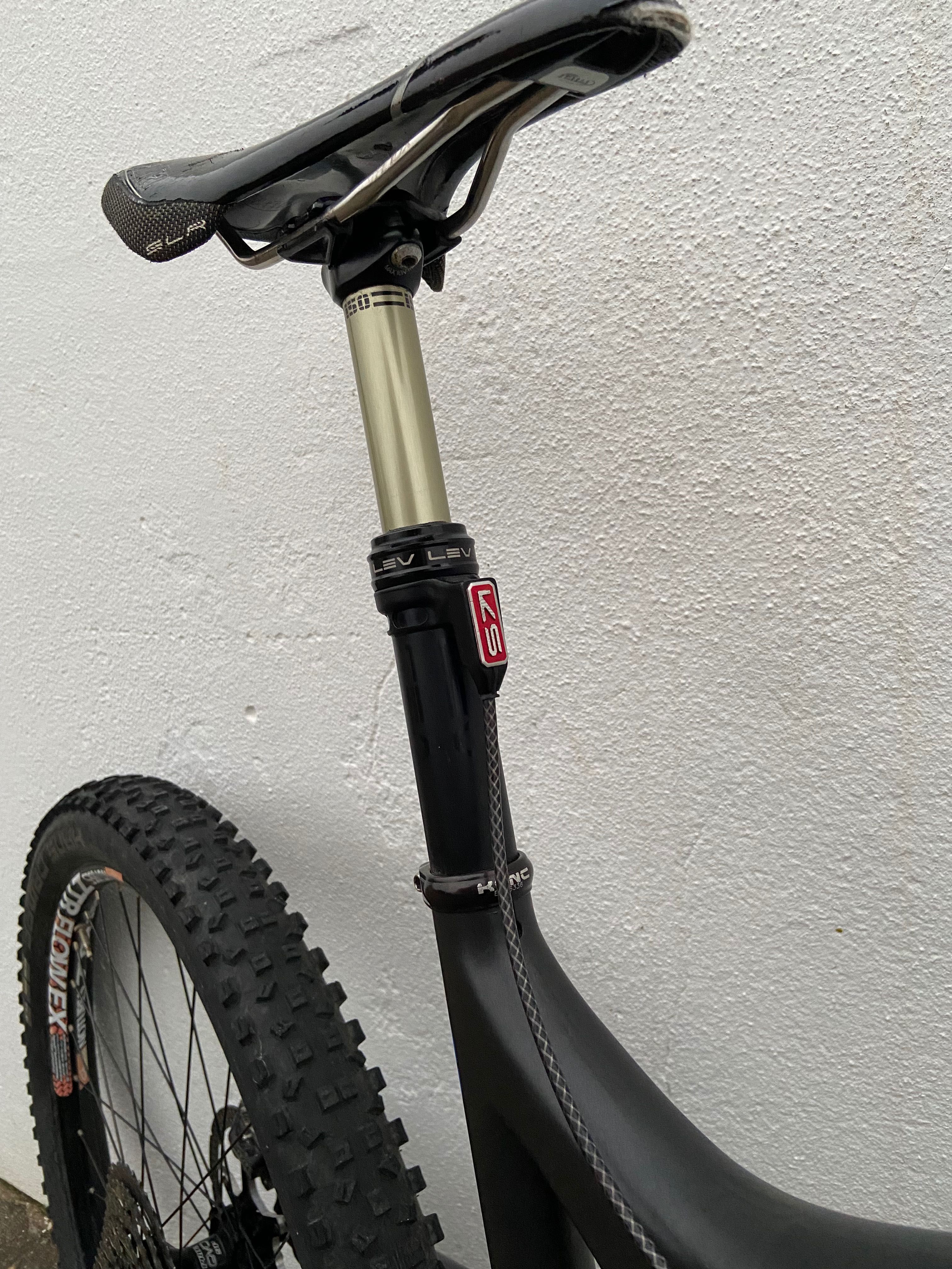 Santa Cruz Nomad Carbon