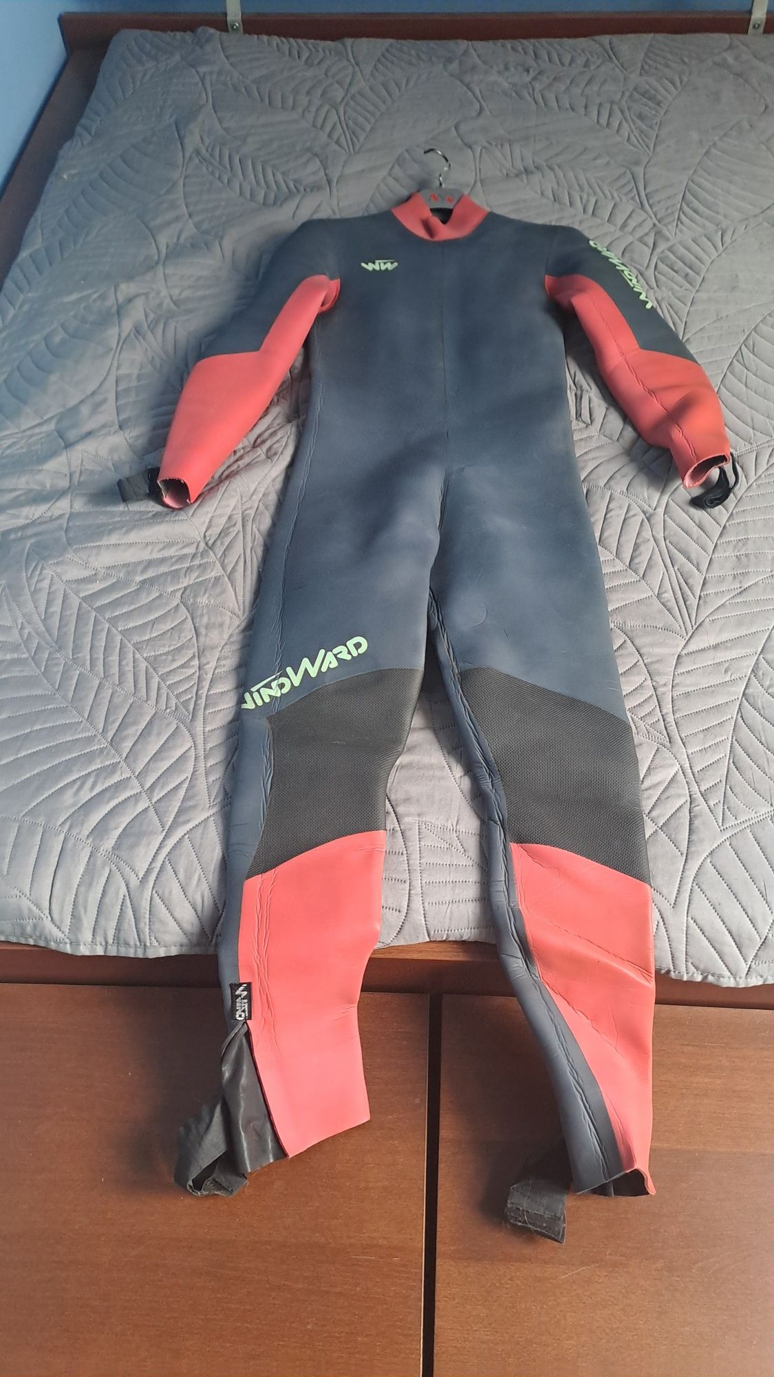 Pianka Neoprenowa WINDWARD