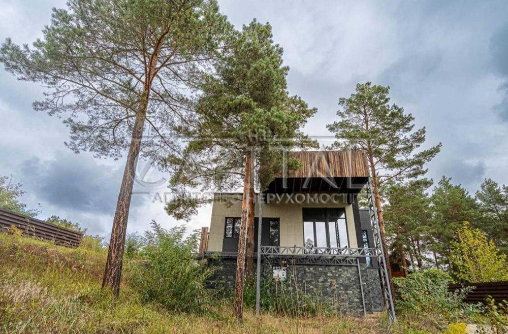 Продам будинок с.Лебедівка км GOLDFISH 315 м2 перша лінія