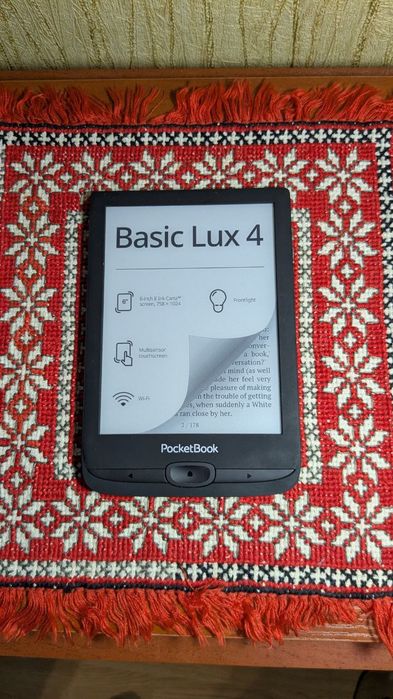 Електронна книга PocketBook basic lux 4