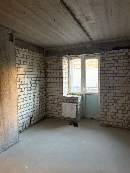 Продам велику 3-х кімнатну квартиру,вулиця С.Петлюри 21 Б