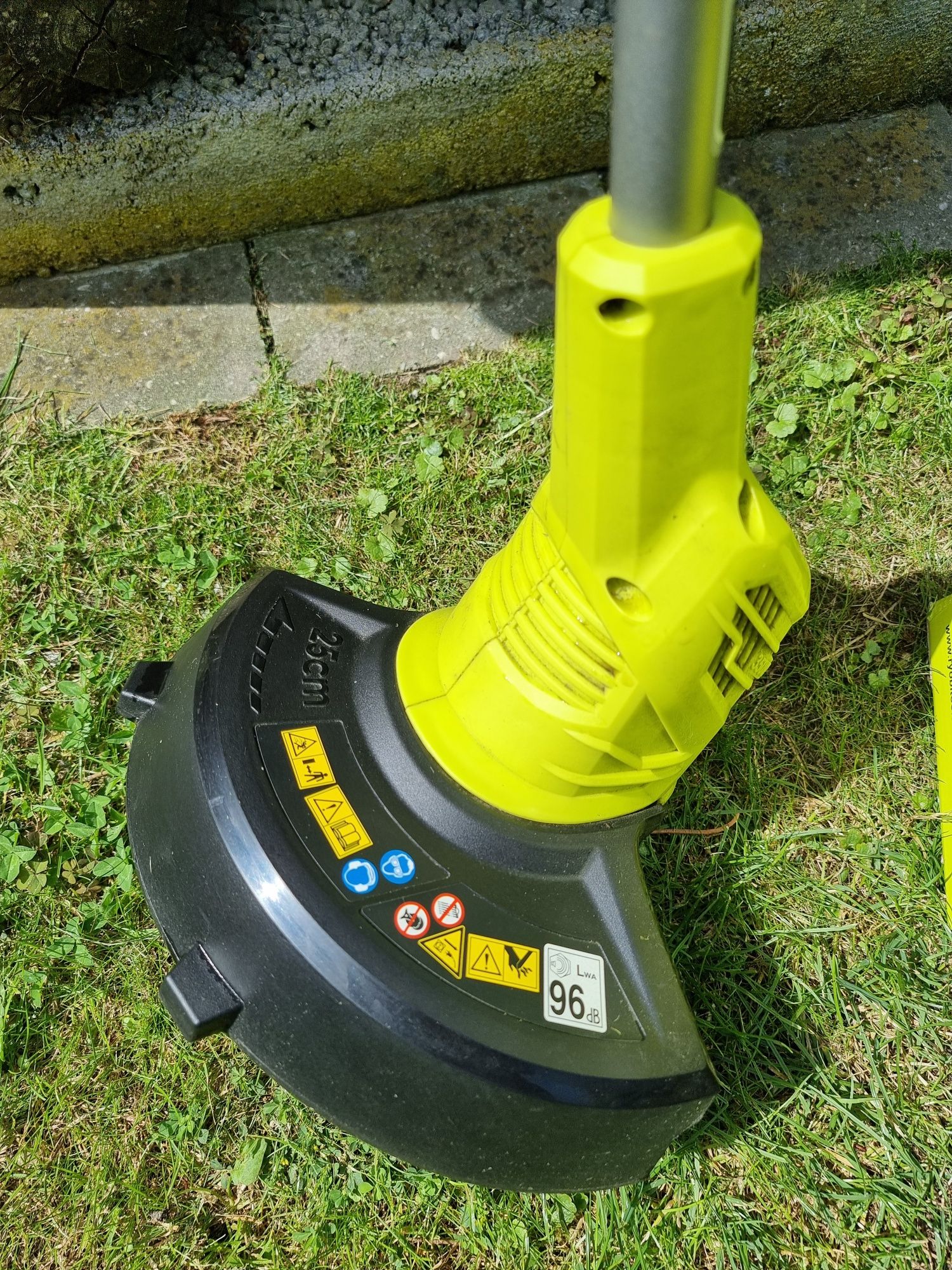 Podkaszarka elektryczna Ryobi RLT3525  350W