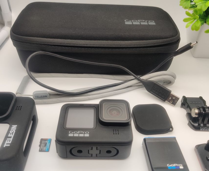 GoPro 9 єкшн відео камера 5K 4K новий стан + кріплення + флешка + бокс