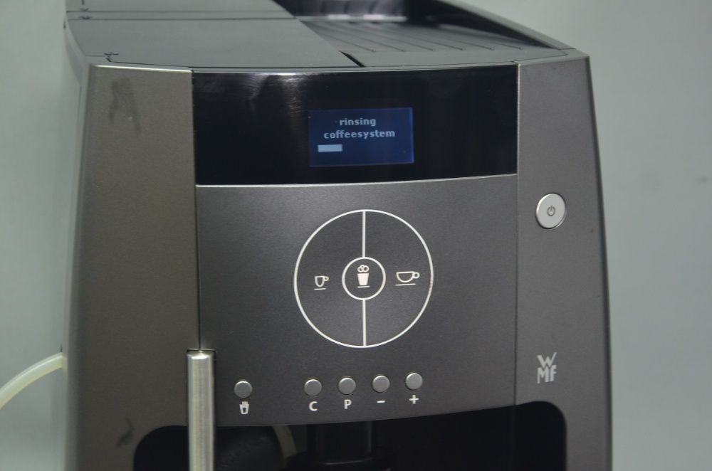 WMF 450 by Schearer automatyczny ciśnieniowy ekspres do kawy