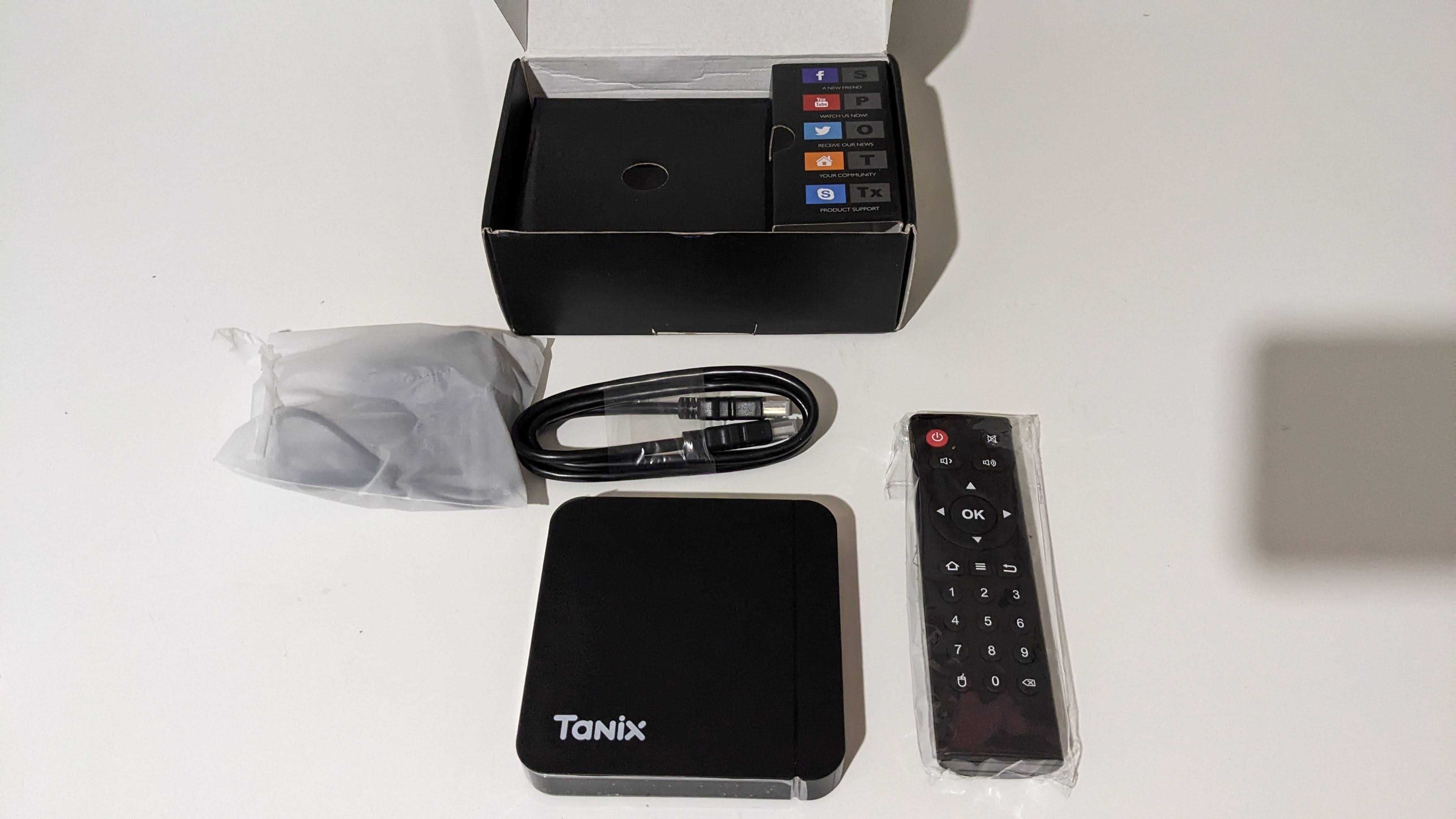 Tanix W2 2/16 slimbox Android TV смарт тв приставка smart tv