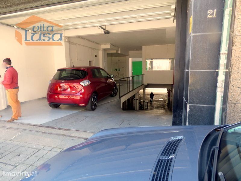 Garagem Auto com 1.000 m2 na Constituição