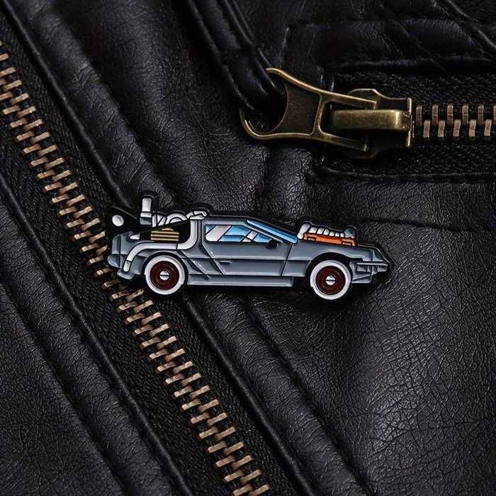 NOVO - Pin do Filme - Regresso ao Futuro (DeLorean)