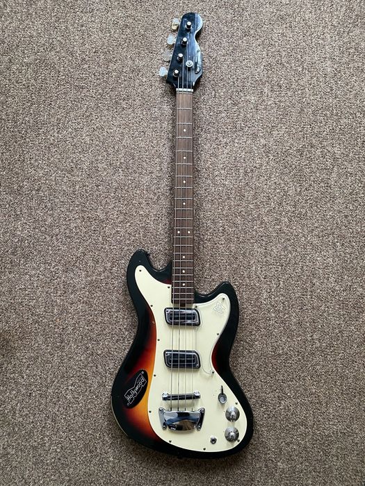 Бас гітара Meazzi Hollywood Tiger Bass guitar 1965 sunburst