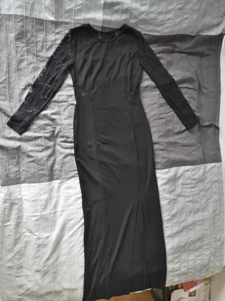 Elegancka, długa czarna suknia z koronką, studniówka, wesele, bal