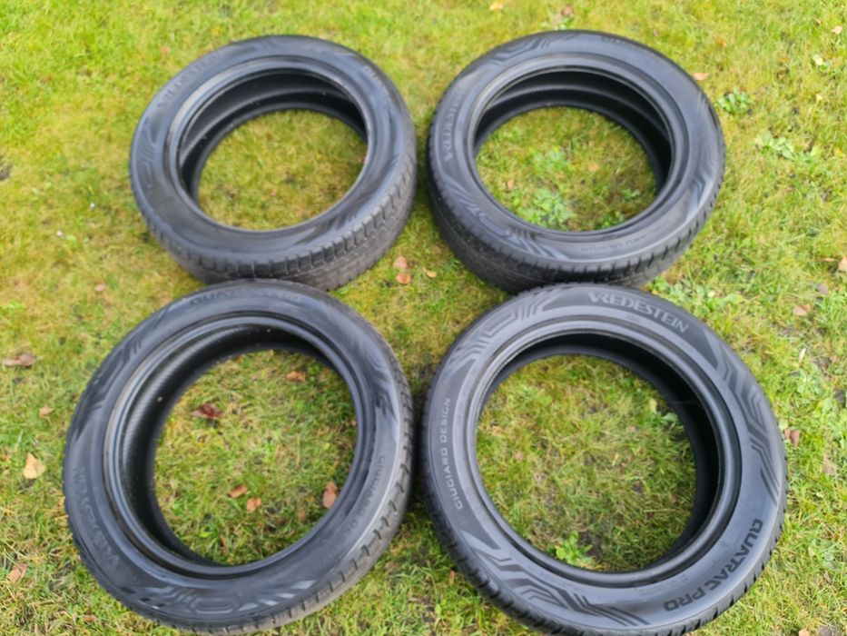 Opony całoroczne Vredestein 215/55/18