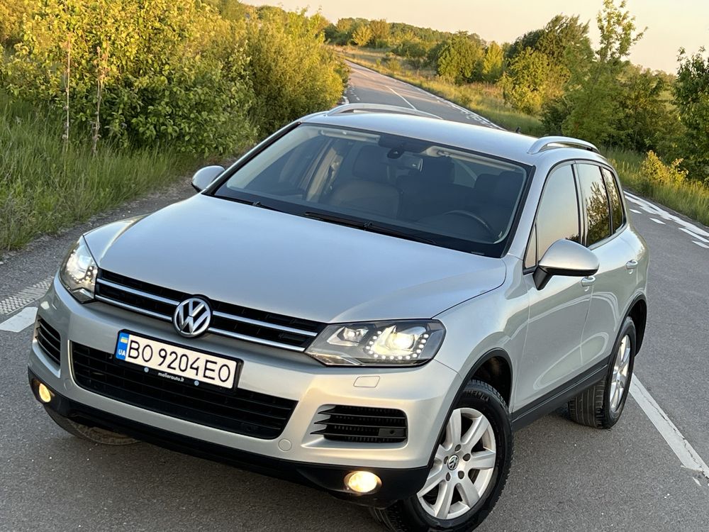 Volkswagen Touareg 3.0 Дизель АКПП