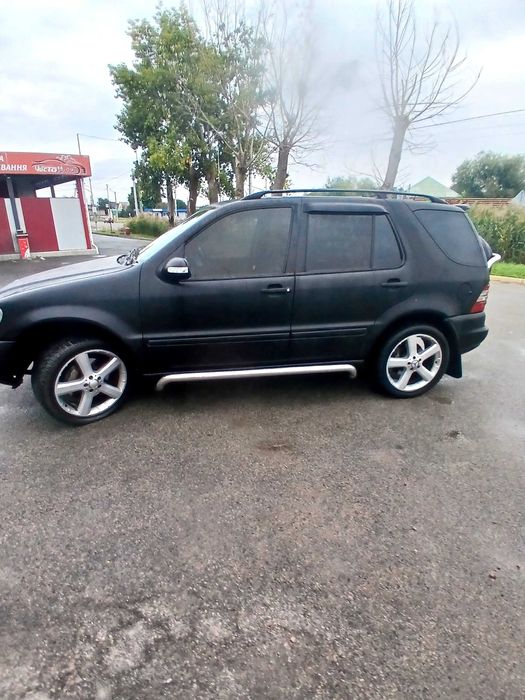 Mercedes-Benz M-Class w163