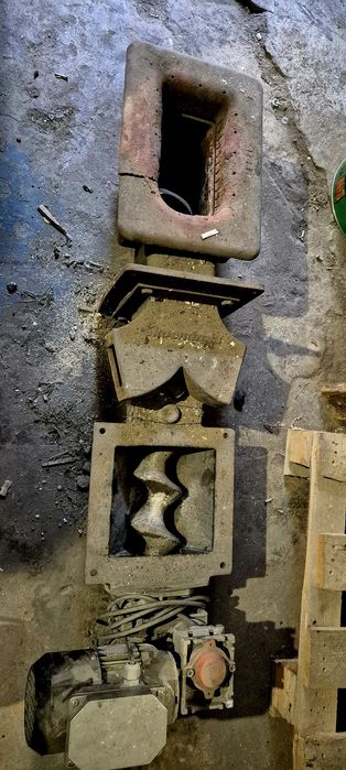 Podajnik ślimakowy z palnikiem Ekoenergia – kompletny zestaw