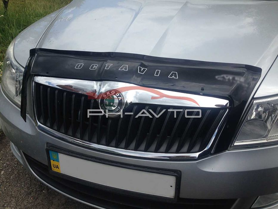 Мухобойка Дефлектор капоту Skoda Octavia A5 2004-2012 р.в.