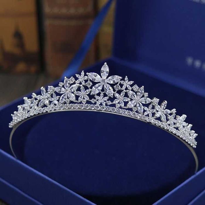 Tiaras para noivas na ROSSY NOIVAS
