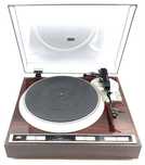 Gramofon Denon DP-37F W pełni automatyczny gramofon z napędem bezpośre