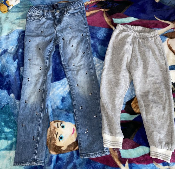 Пакет речей на дівчинку