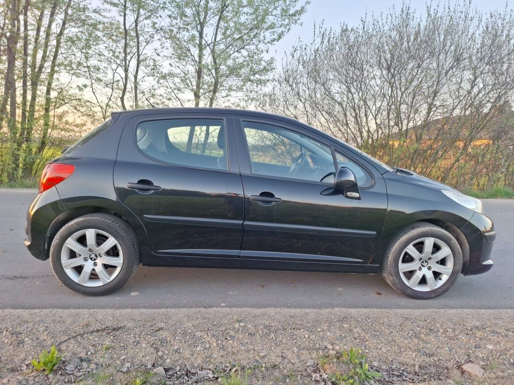 Peugeot 207 sprowadzony opłacony