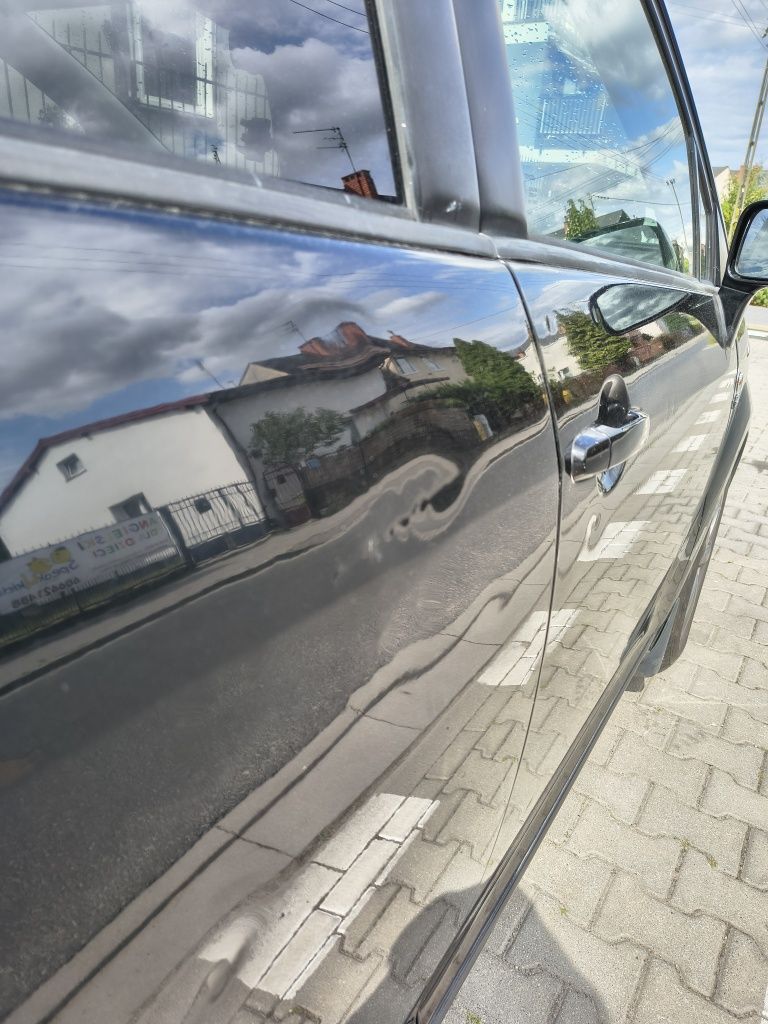 Sprzedam Toyotę Corolle Verso wer. 7 osobowa