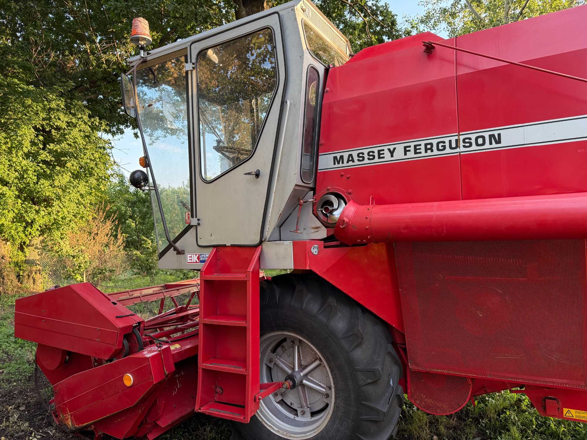 Комбайн Massey Ferguson 20