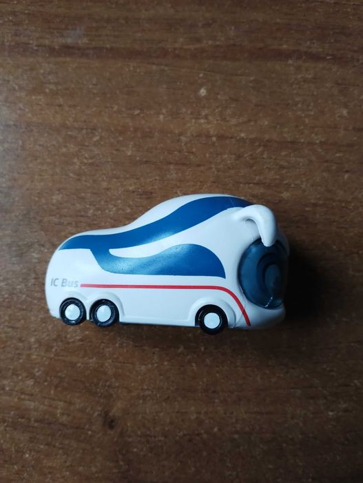Іграшка автобус Benni IC Bus