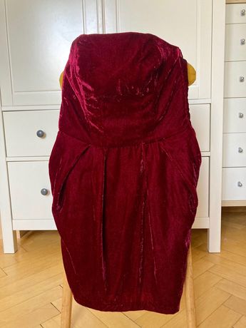 Welurowa mini sukienka tulipan strapless 38