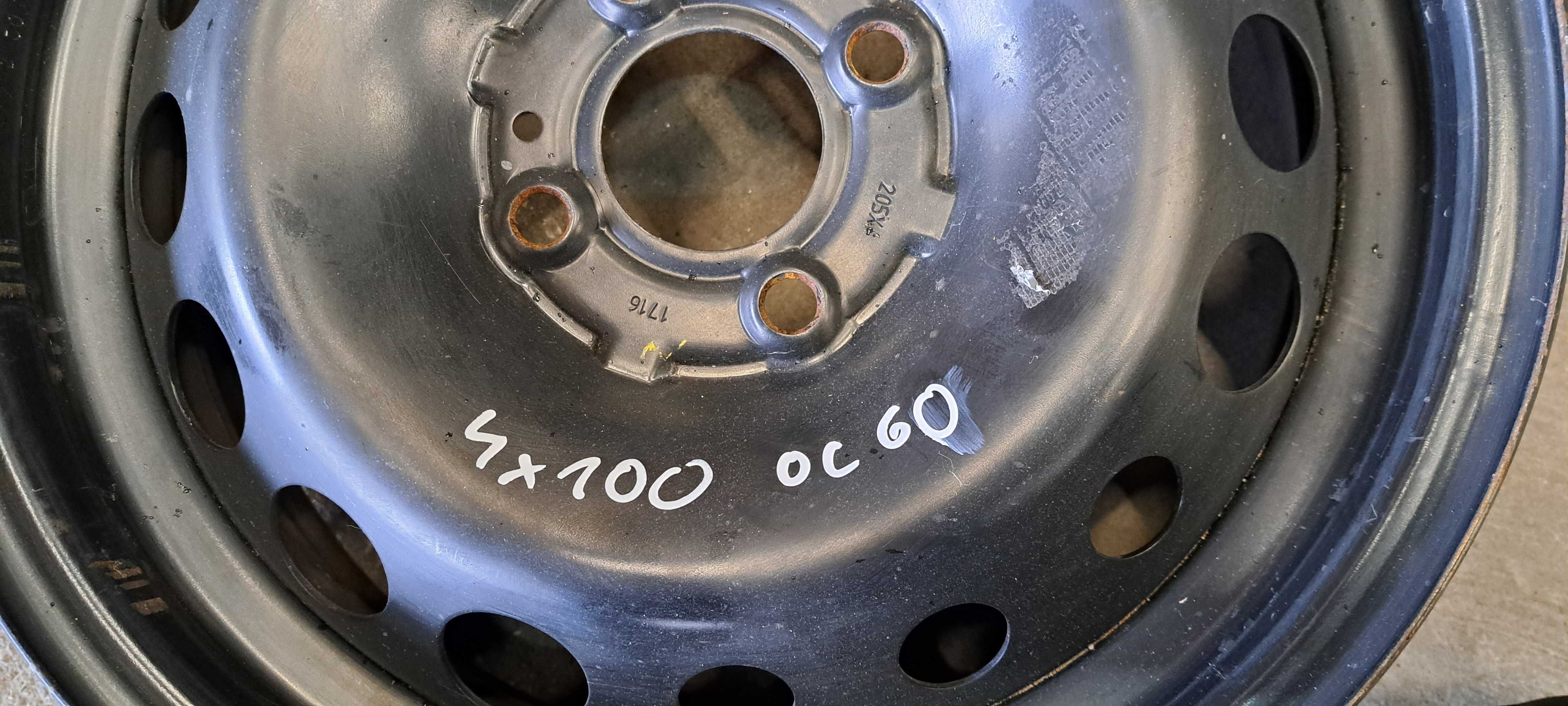 Felgi stalowe 5jx15 et38 4x100 +czujniki Renault Twingo Smart