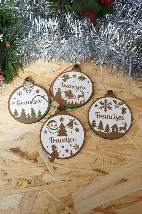 Bolas de Natal com nome personalizado
