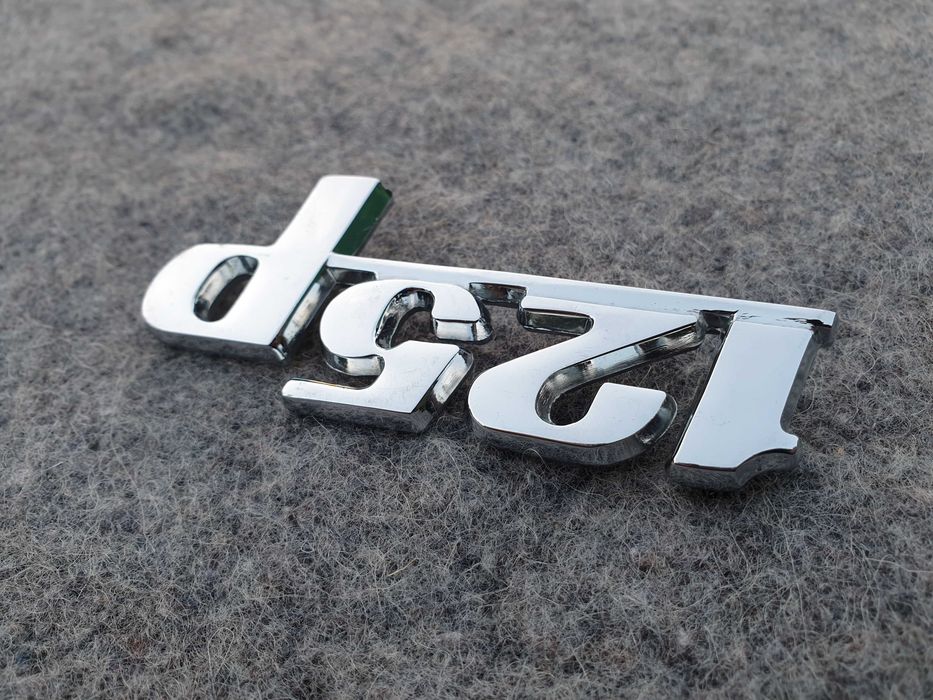 Emblemat Fiat 125p  NOWY  chromowany  znaczek metalowy  chrom napis