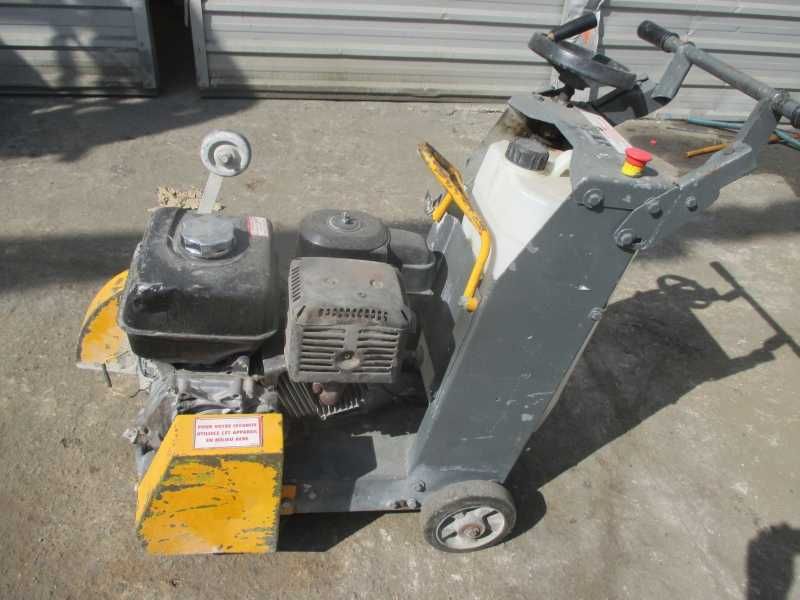 Przecinarka jezdna spalinowa do betonu kamienia Husqvarna FS400LV