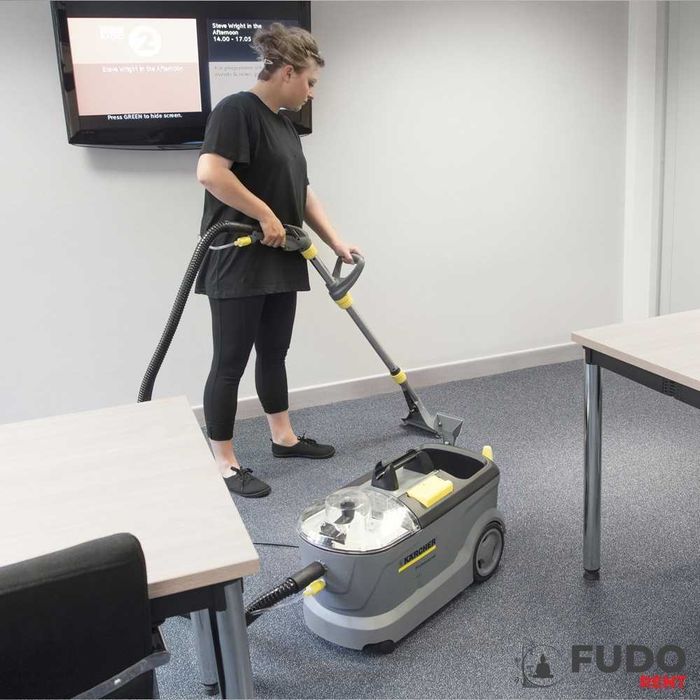 Аренда моющего пылесоса  Харьков Керхер для химчистки мебели Клининг