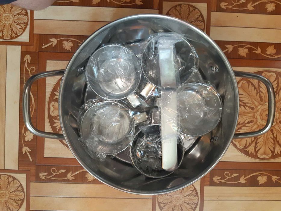 набор посуды " Турист", цена сниженна