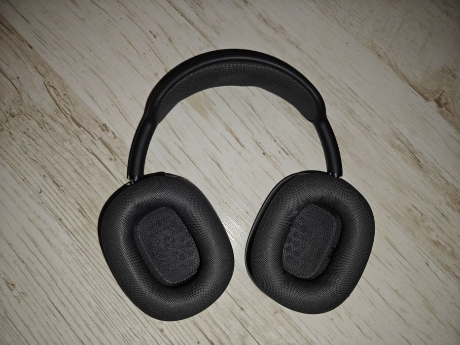 Продам Airpods Max 1