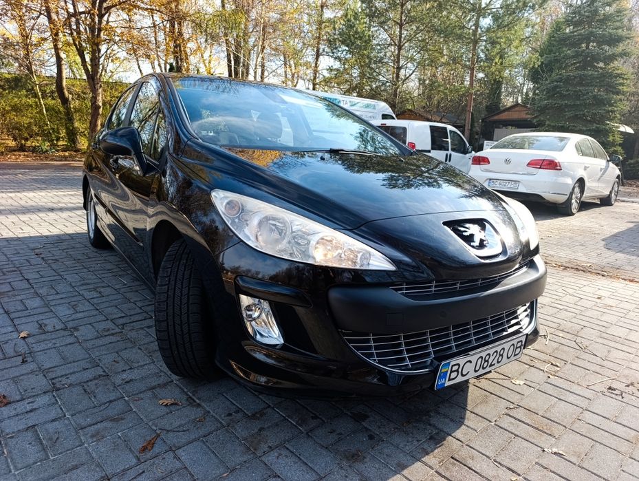 Peugeot 308 (2008) 1,6 бензин атмосфера